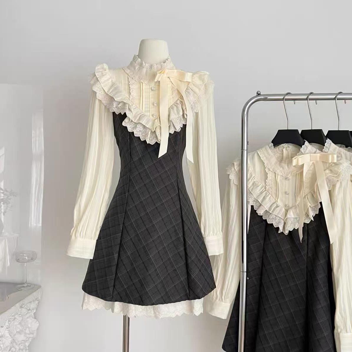 Elegant Women s Short Skirt with Retro Plaid, Lace Patchwork, and Waist-Cinching Design for Spring/Autumn 2026 XL