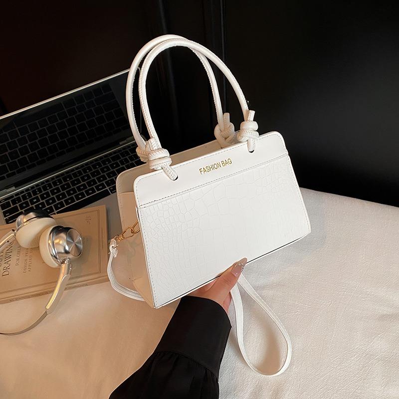 Trendy New Product Casual Temperament Portable Commuter Bag Women's Fashion Simple Shoulder Small Square Bag Messenger Bag