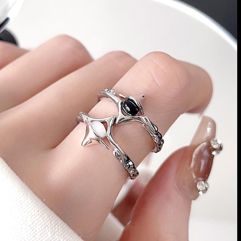 High-End Starlight Open Ring, Black And White Simple Index Finger Ring, Couple Docking, Fashionable Niche Personalized Jewelry