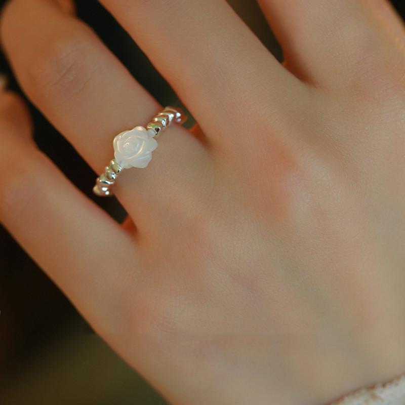 Elegant Rose Flower Copper Ring For Women Stylish Aesthetic Cold Minimalist Look Ideal For Any Occasion