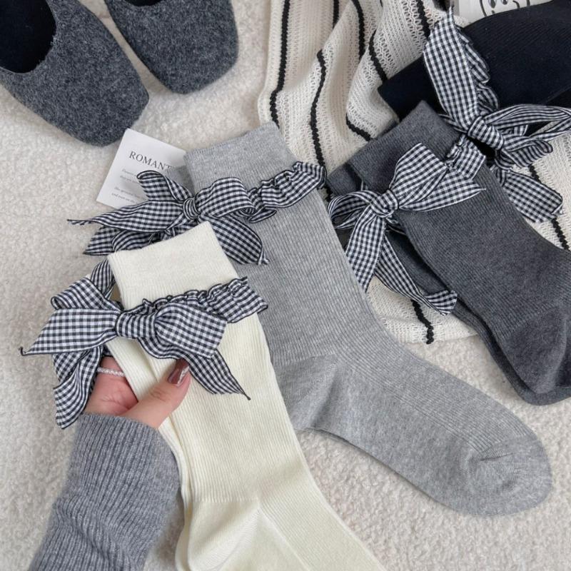 Double-needle Ballet-style Grey Lace Socks Women's Spring and Autumn Mid-length Heel Bow Pile Socks