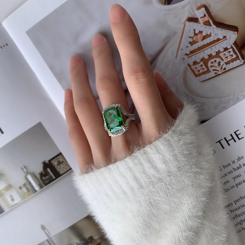 Jewelry Copper Bottom Gold-Plated High Carbon Diamond Ice Flower Copper Inlaid Temperament Square Diamond Ring Women 10 * 14