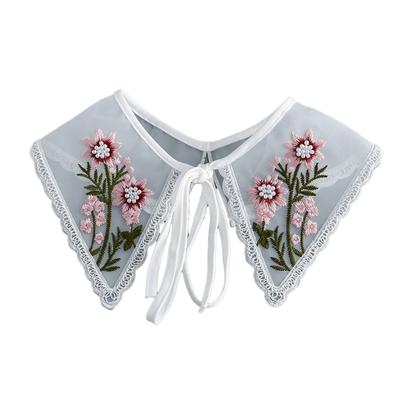 Embroidery False Collar Elegant Hollowout Floral Collar Casual Decorative Collar