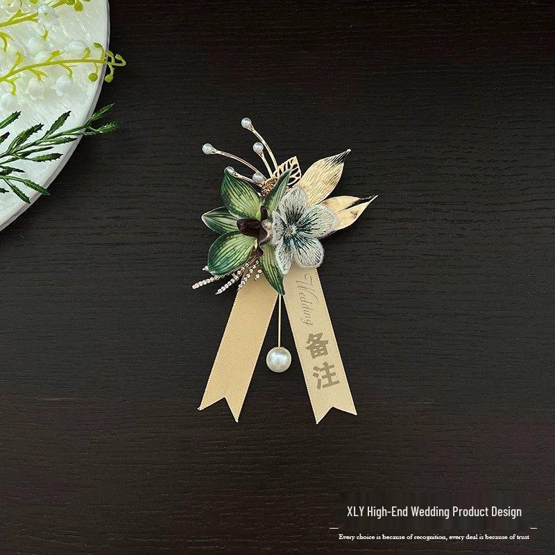 

Магнитная зеленая фаленопсис бутоньерка/корсаж для свадеб и мероприятий