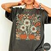 Women Boho Fall Floral Comfort Shirt Retro Fall Autumn Vibes Shirt Pumpkin Season Graphic Tee Y2K Top Daily Trendy Streetwear