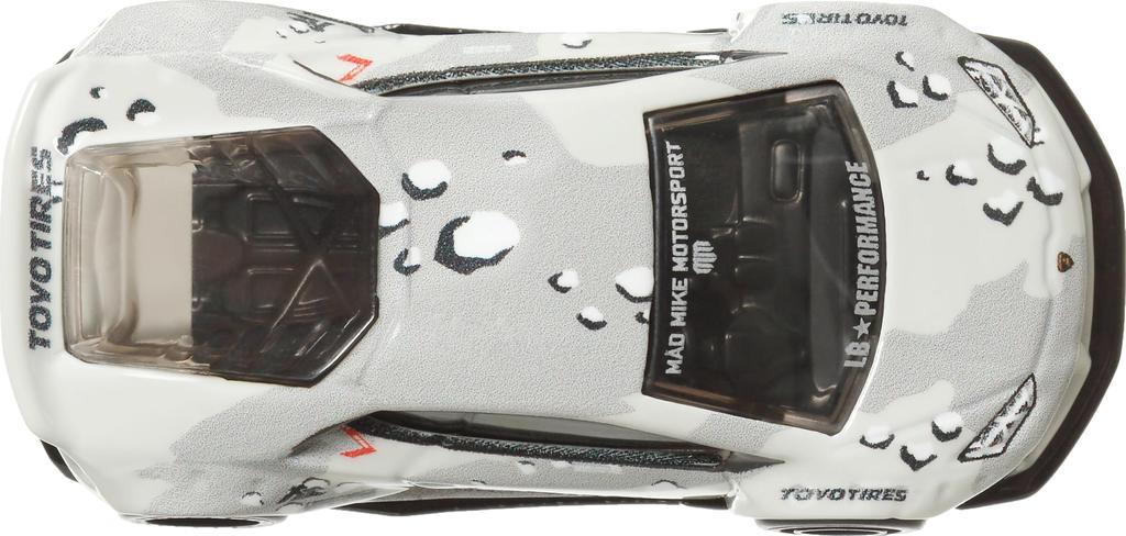 Hot Wheels Car Culture Slide Street Liberty Works Lamborghini Huracan Vehicle Toy Mini Car Ages 3 and Up White HKC84