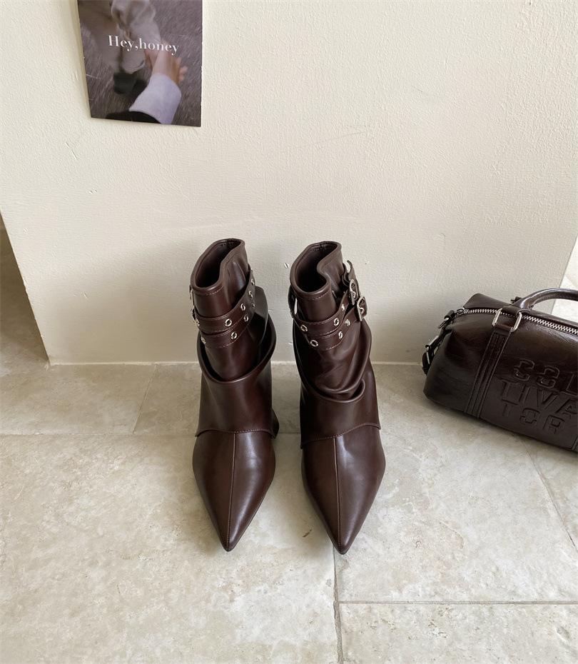 

2025 осень и зима новая модель острый носок тонкий каблук высокий каблук темперамент тонкие французская мода сексуальная красота женские интернет-знаменитости короткие ботинки 39 темно-коричневого