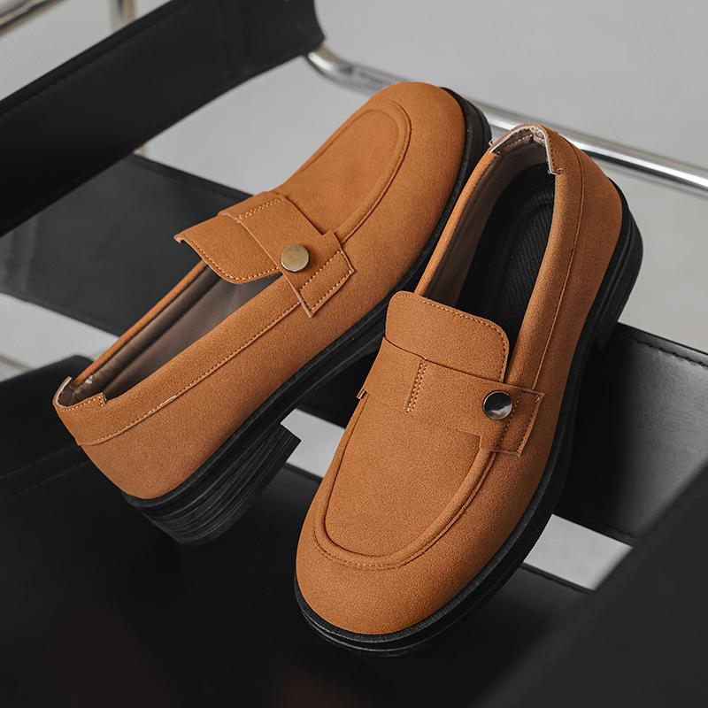 Stylish Yellow Suede Men's Loafers British Style Platform Leather Shoes For Man Comfy Casual Business Shoes Man chaussures homme