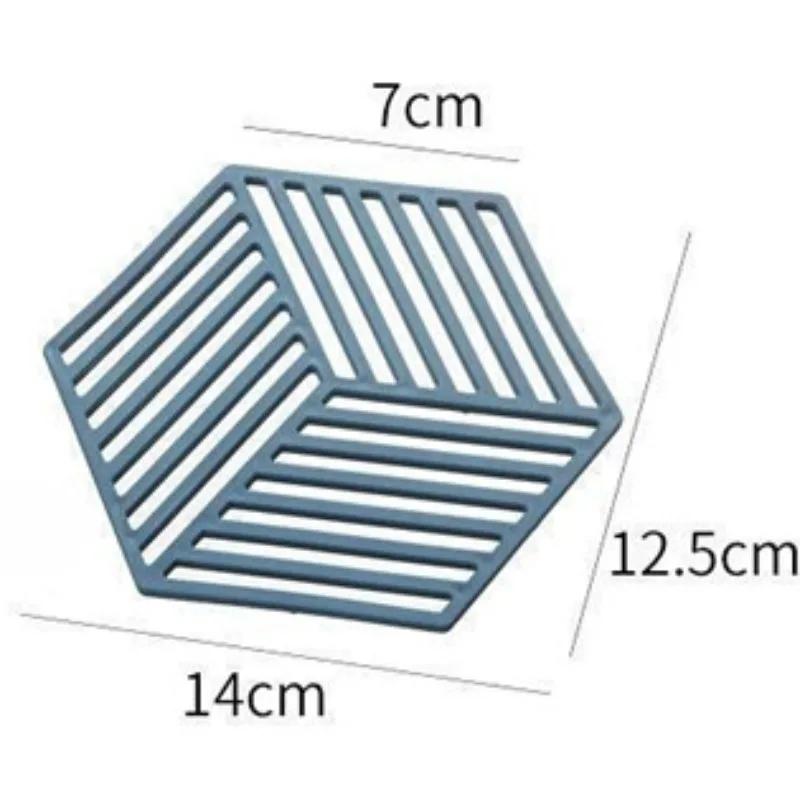 5pcs Simple Heat Insulation Mat High Temperature Hollowed Out Thickness 4mm Table Mat Home Tea Casserole Mat Striped Coaster