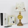 Europäische Schreibtischlampe, Retro-Schlafzimmer-Nachttischlampe, amerikanische dekorative Beleuchtung mit Uhr und Nachtlicht