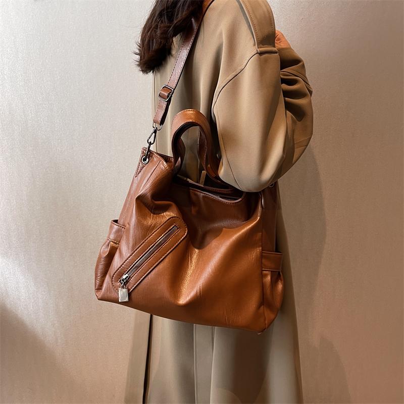 Retro Women's PU Leather Handbag Large Capacity Shoulder Bags Ladies Soft Leather Crossbody Bags for Daily Commute Work Shopping and Weekend Outings