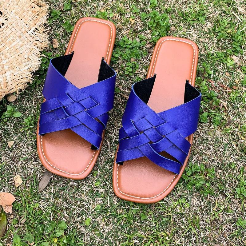 Flat Bottom Cross with Large Size Slippers Women Wear Beach Cool Slippers Large Size Slippers