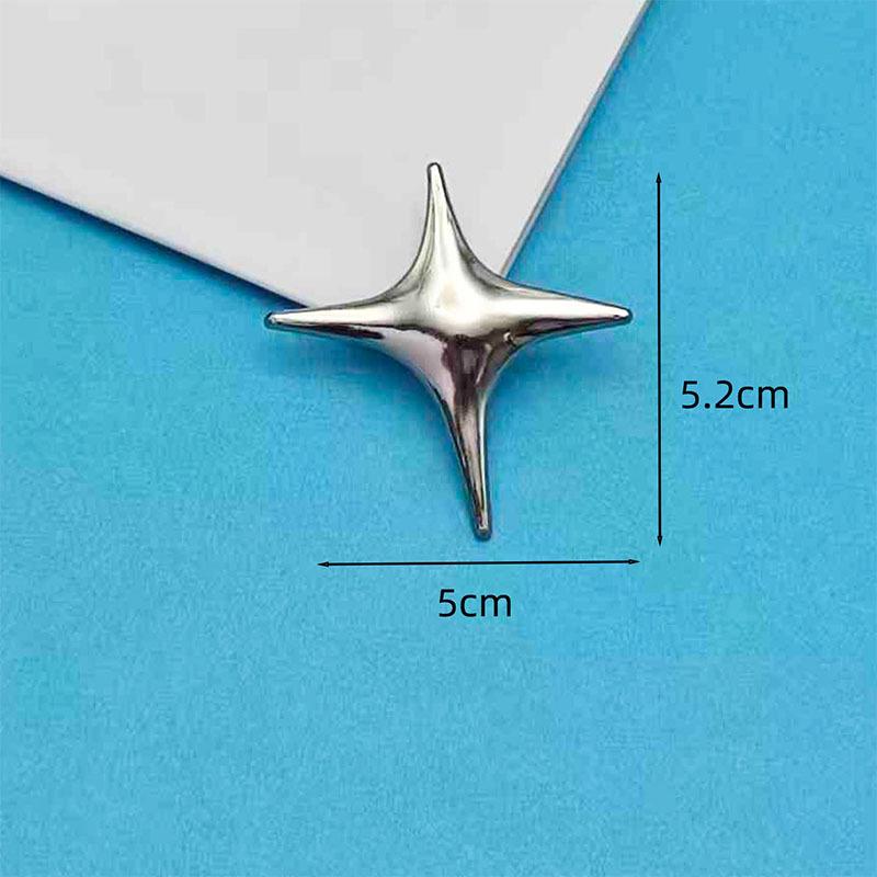 Niche Design Versatile Metal Starburst Brooch for Bag or Suit Decoration