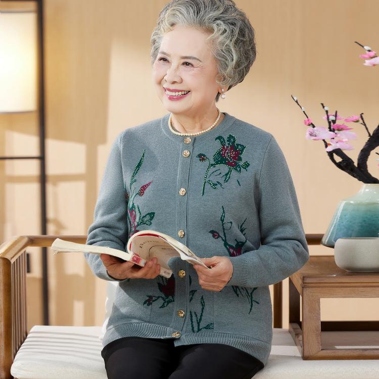 Mothers Knit Coats, Old People's Clothes, Grandma's Spring Sweaters, Cardigans, Loose Spring and Autumn Women.