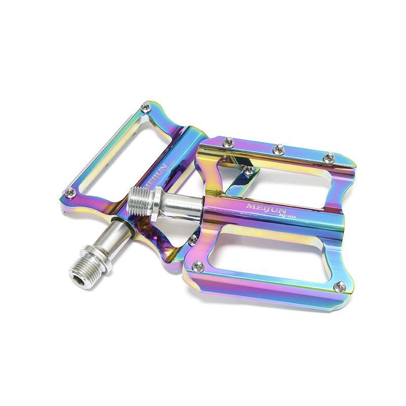 MEIJUN Ultralight MTB Bicycle Pedals Mountain Road Bike CNC Bearings Anti-Slip Nails Pedal Lightweight BMX Cycling Parts