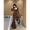 Atmosphere is popular in early autumn to wear women's new black fishtail dress and long dress.