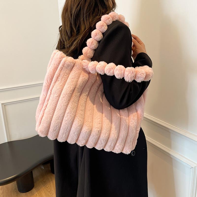 Plush Bag Women's 2025 New Fashion Simple Shoulder Bag Portable Large-capacity Plush Tote Bag