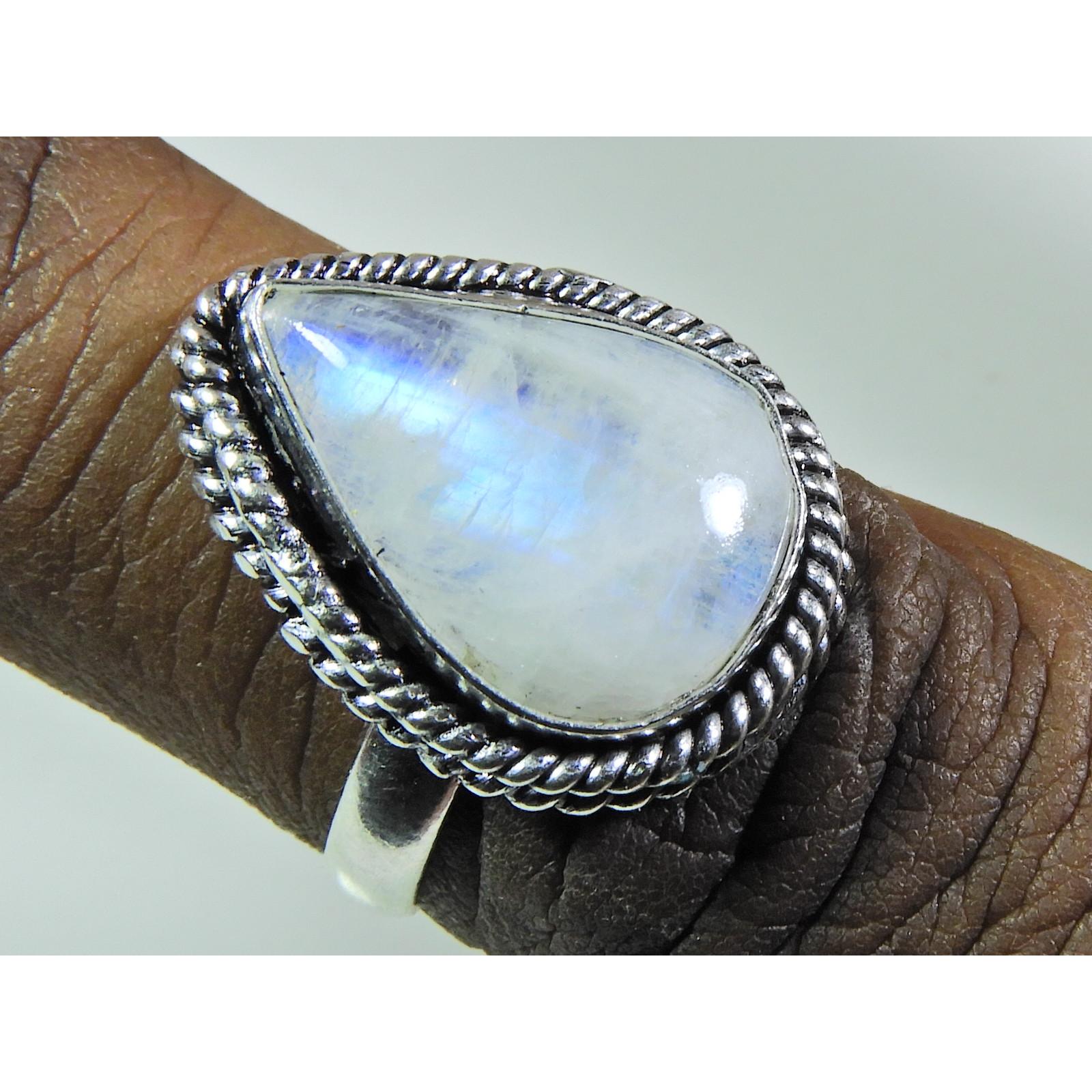 

Natural Rainbow Moonstone 925 Solid Sterling Silver Ring Size US-8 PG-153