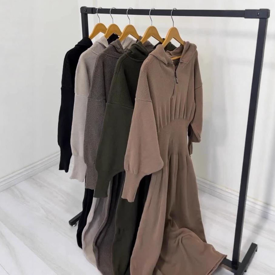 

2025 Autumn European & American V-Neck Waist-Cinching Casual Long-Sleeve Hooded Zipper Dress Extra Large