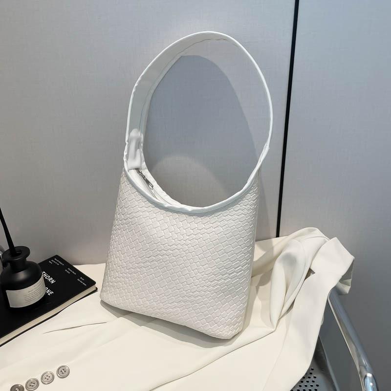 Woven pattern casual 2025 new trendy soft casual minimalist style retro tote shoulder bag