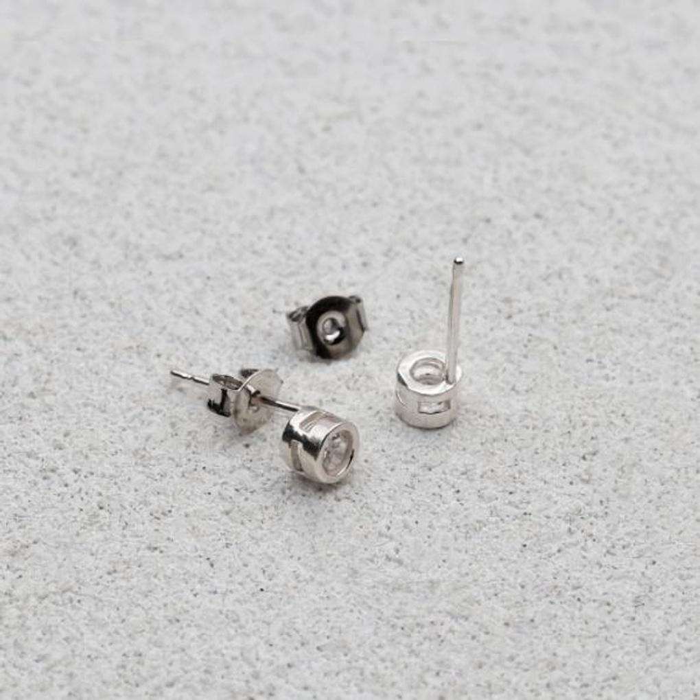 Women's Daily Accessory Sari Cubic Simple Earrings