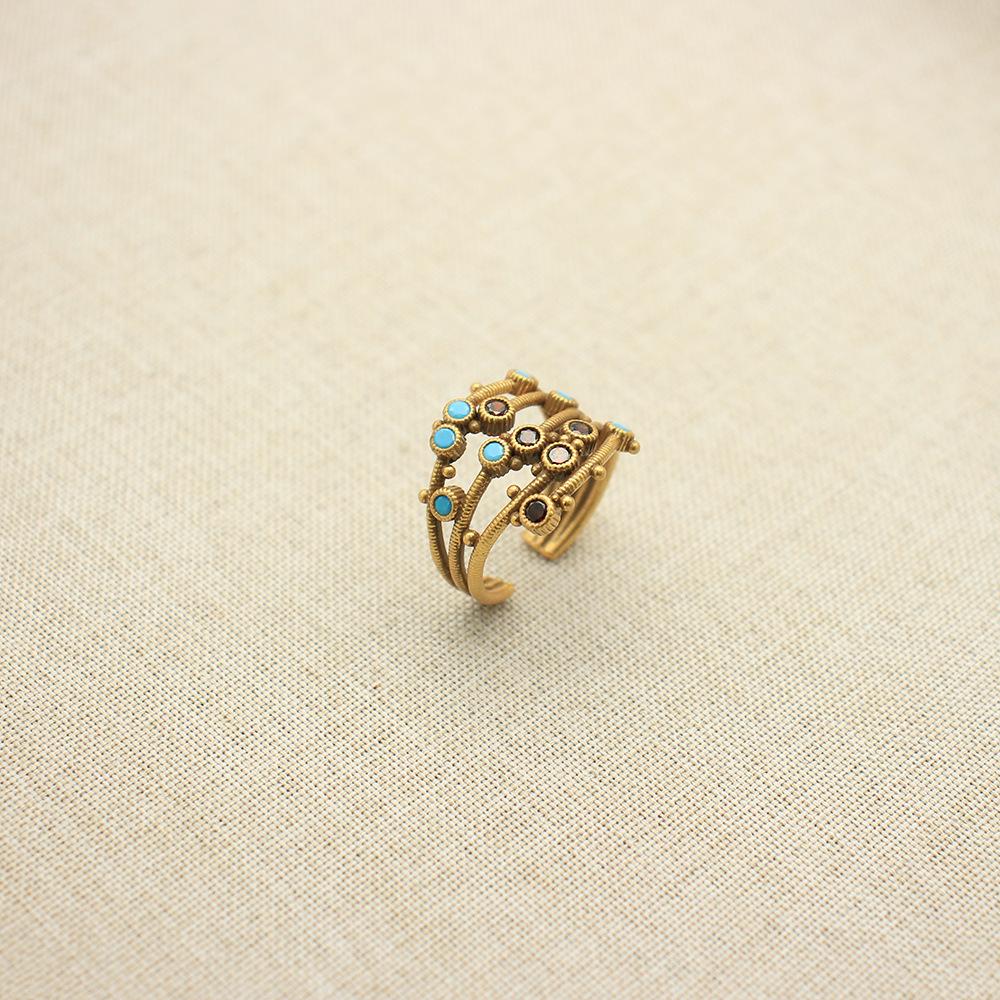 

Medieval Style Exquisite C-Shaped Earrings Design Sense High-End Temperament Imitation Green Pine Zirconium Ring Stud Earrings