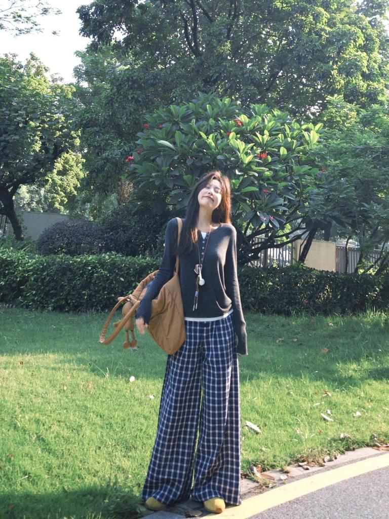 Women's Retro Blue Plaid High Waist Wide Leg Pants - Loose, Floor-Length, 145 Petite Style