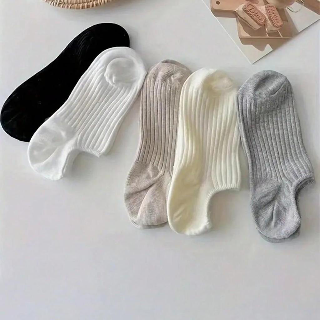 Japanese Style Non-Slip Low-Cut Women's Boat Socks - Breathable, Odor-Resistant, Invisible, Solid Color Antibacterial Design.