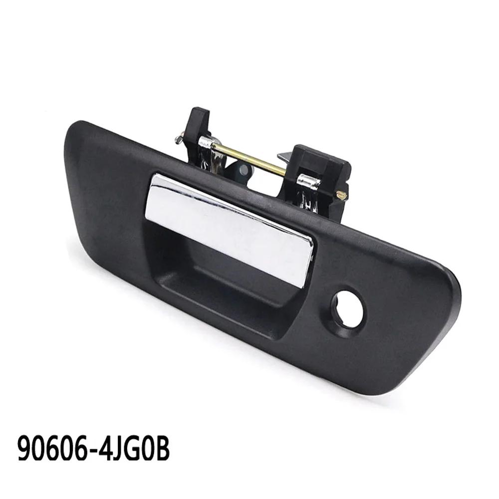 Uchwyt Klapy Bagażnika Do Nissan Navara D23 2016- 90606-4JG0C 90606-4JG0B