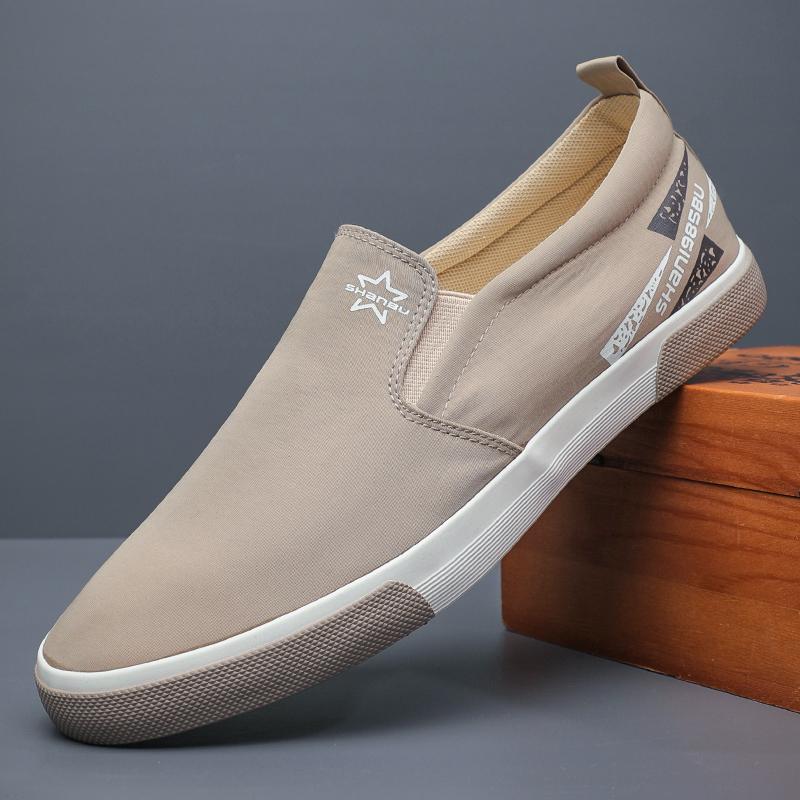 Men's Canvas Shoes New Spring Anti-slip Lightweight Breathable Slip On Wear-Resisting Korean Shoes SS23170
