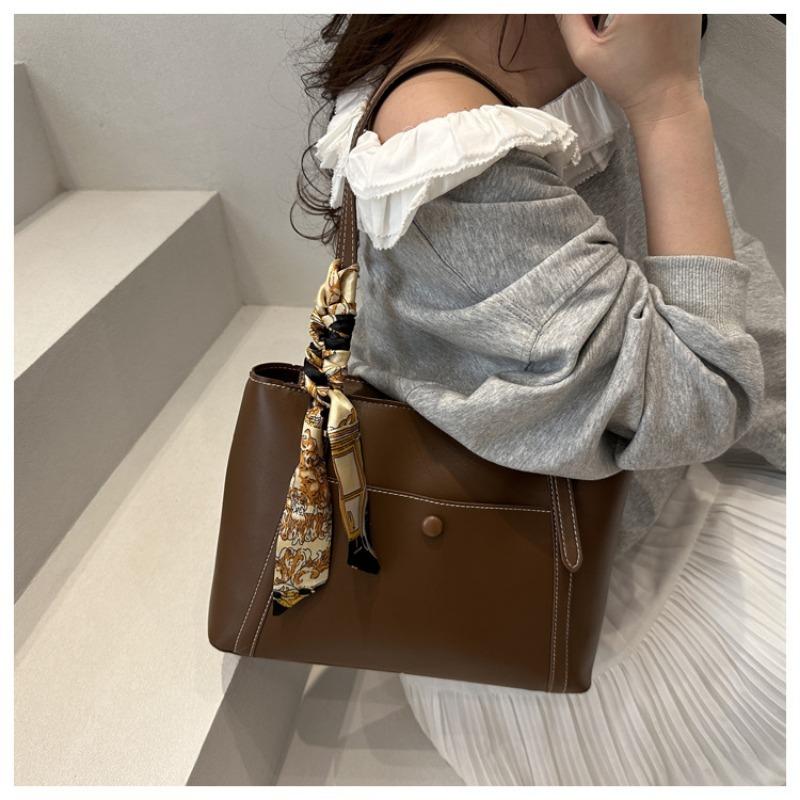 Pu Solid Color Large Capacity Commuter Casual Shoulder Tote Bag For Women