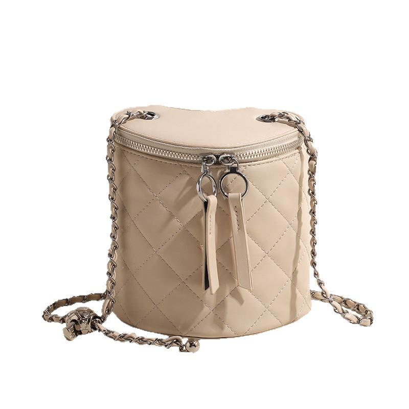 New Bucket Bag Diamond Chain Bag Shoulder Bag Heart-shaped Versatile Messenger Bag Women