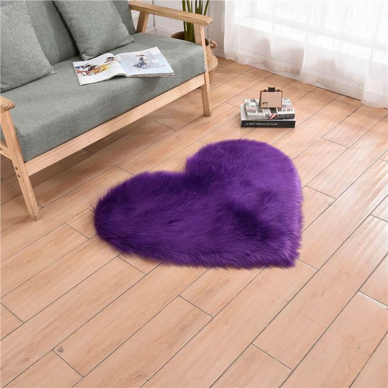 Ivory Heart-Shaped Imitation Wool Carpet for Bedroom & Living Room