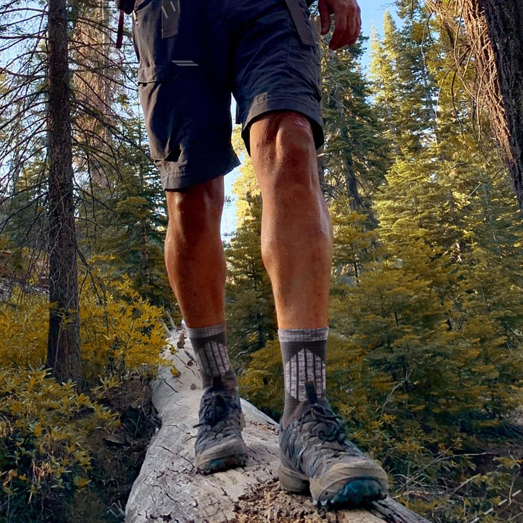 [YUEDGE] Chaussettes de sport pour hommes, chaussettes de travail épaisses, durables, chaussettes d'escalade, robustes, résistantes aux déchirures, renforcées, rembourrées, coton de haute qualité, 25-27 cm,