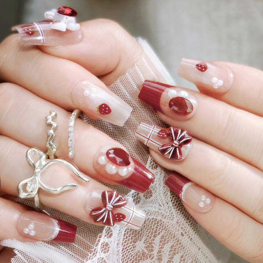 Unghii Medii Coffin Presate cu Designuri cu Strasuri Reutilizabile Acoperire Completă Adeziv pe Unghii False Presate Unghii Artificiale False Unghii Autocolante pentru Femei