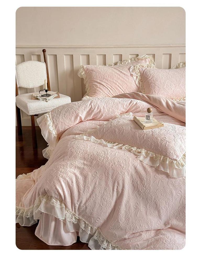 G5Z Princess Milk Velvet 4-Piece Set: Extra Thick French Lace Bedspread & Fitted Sheet