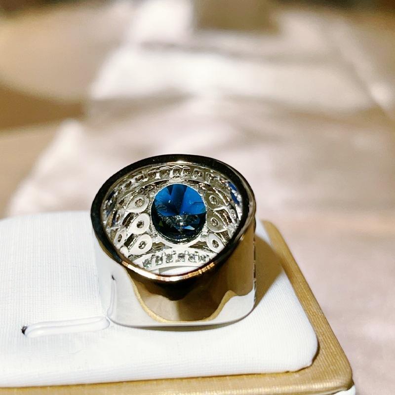 Bijoux Plaqué Or Zircon Cuivre Bague Maille Saphir pour Femmes Bijoux Mains Populaires Européens et Américains