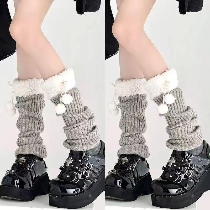 Japonské Pompomové Podkolenky s Mašličkou – Podzim/Zima JK Styl, Všestranný Ležérní Design, Hřejivé a Sexy.