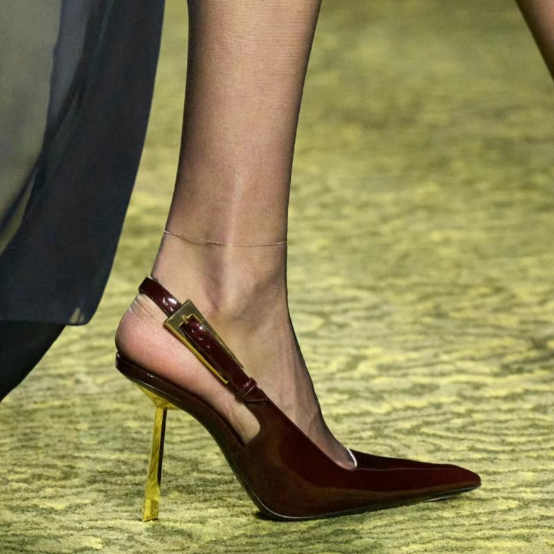 Damen Stiletto Schwarz Spitze High Heels 7CM Temperament Lackleder Fashion Party Sandalen