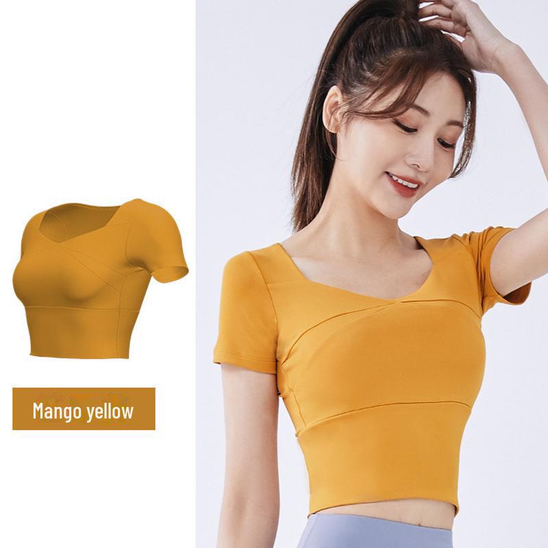Juyitang Splicing Yoga-Kurzarm-Top mit Brustpolster – Hautfarbenes Slim Fit Fitness-Shirt