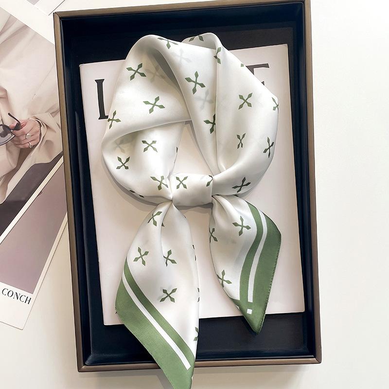 Silk Scarf for Women Square Scarf Versatile Professional Silk Scarf Retro Printed Scarf