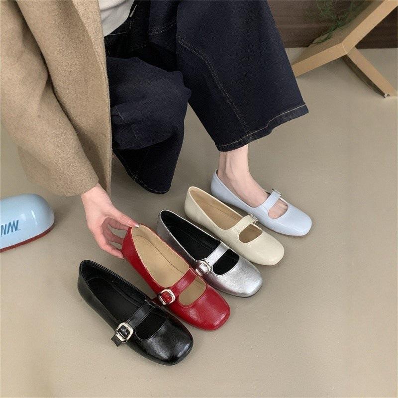 Flat red wedding shoes Mary Jane single shoes women's shoes square head with skirt shoes