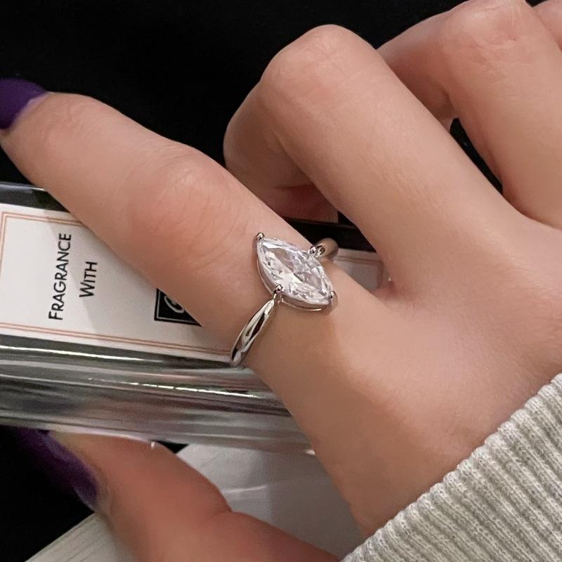 Micro-Set Zircon Bright Imitation Diamond Open Ring Light Luxury High Sense Niche Design Fashion Accessories Women