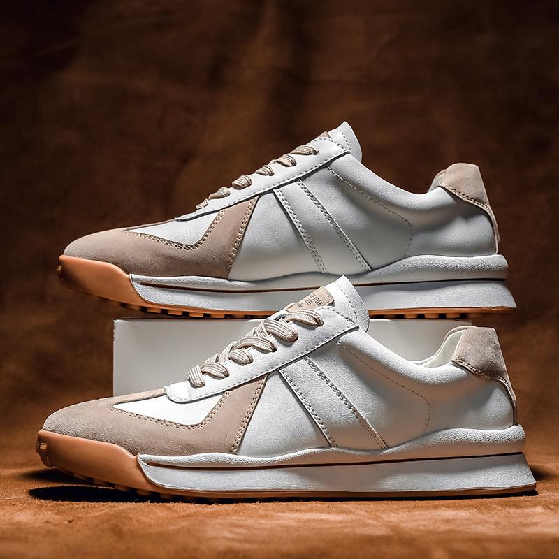 2021 autumn and winter new running small leather shoes women's versatile flat-bottomed sports and leisure shoes retro board shoes tide