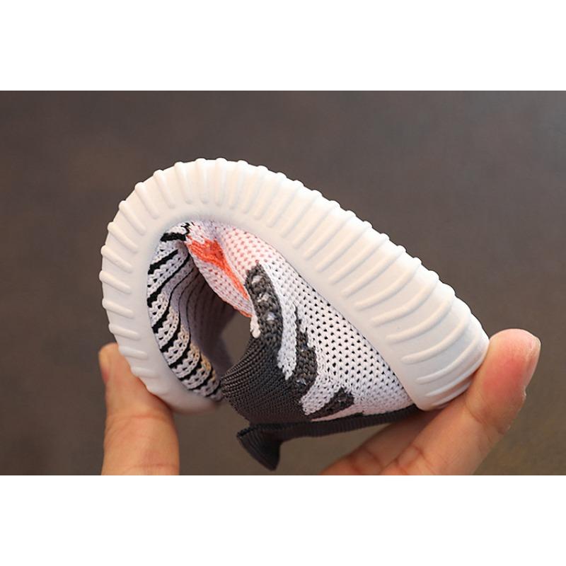 Весенне-осенняя детская обувь контрастных цветов с укороченным кроем — фото 18