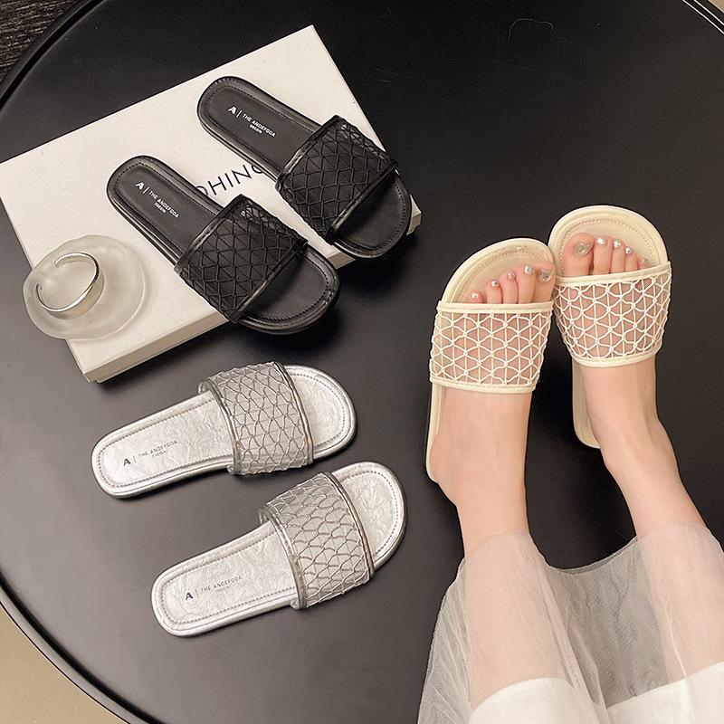Mesh Flat-bottomed Cool Slippers Women's Summer Wear 2025 New Fashion Fairy Style Casual Beach Shoes Soft-soled One-word Drag