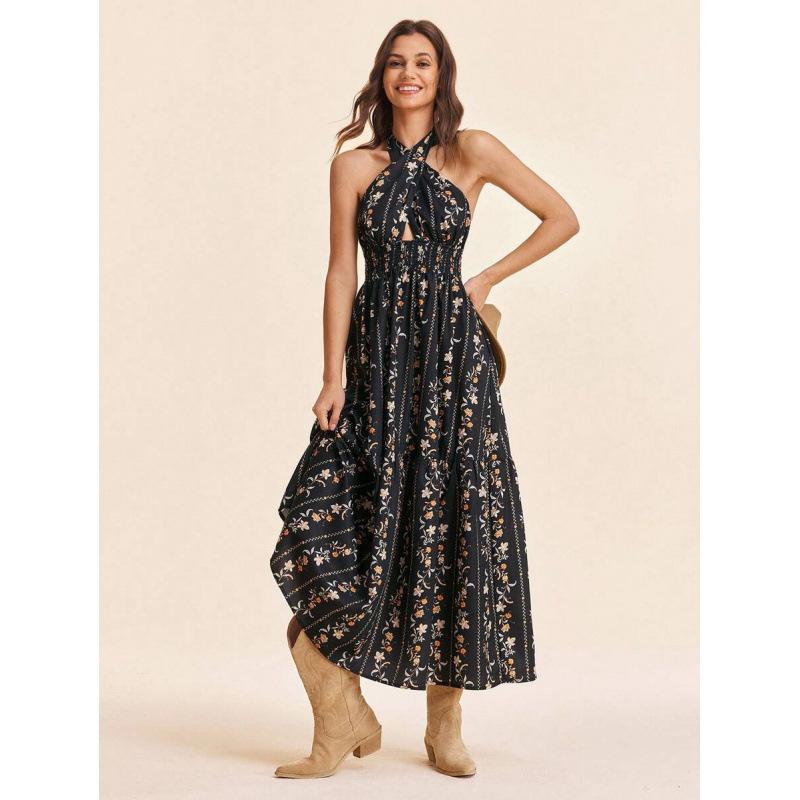 Europe, America 2026 summer new design sense niche leisure romantic vacation neck dress women XS чёрный