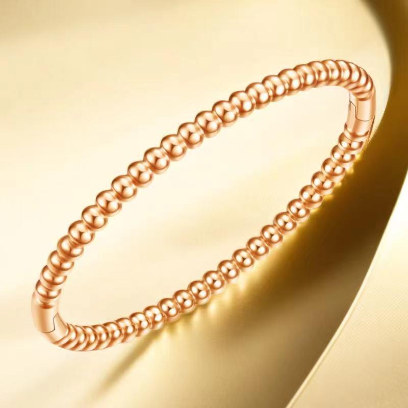 High-End Women's Stainless Steel Bracelet - Non-Fading, Titanium Steel, Elegant Buckle Jewelry