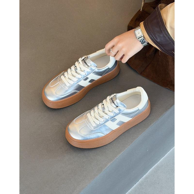 

2 Spring new flat-bottomed four-season white shoes casual sports versatile women s shoes thick-soled heightening board shoes 40 срібний