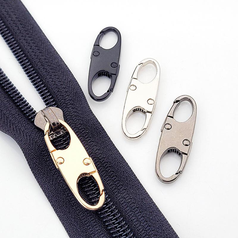 S-shaped Detachable Zipper Puller & Figure-8 Quick Release Keychain Buckle